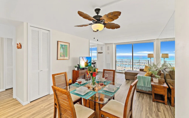 Ocean View 1BR at Ilikai Marina