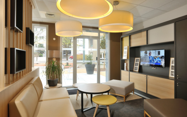 B&B HOTEL Lyon Caluire Cité Internationale