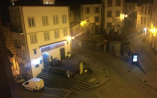 Apartamento, Praça Dom Duarte 8, Viseu, Portugal