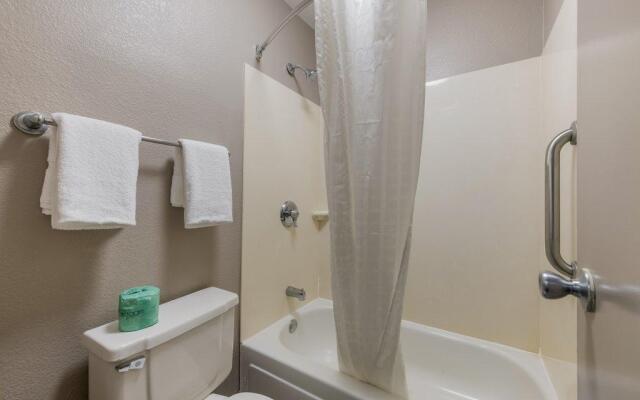 Red Roof Inn Hickory