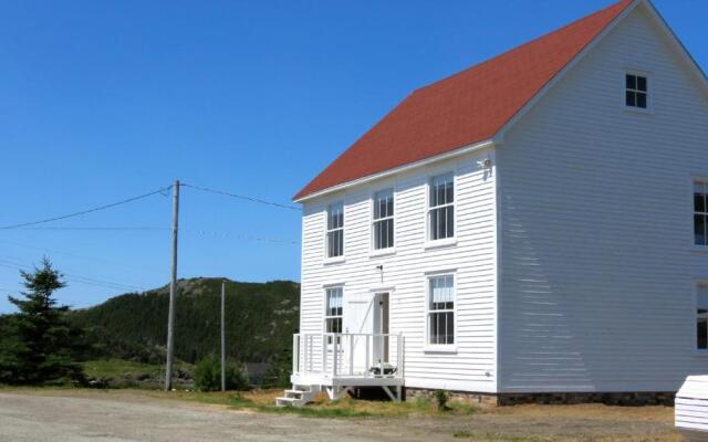 The Old Salt Box Co. - Evelyn's Place