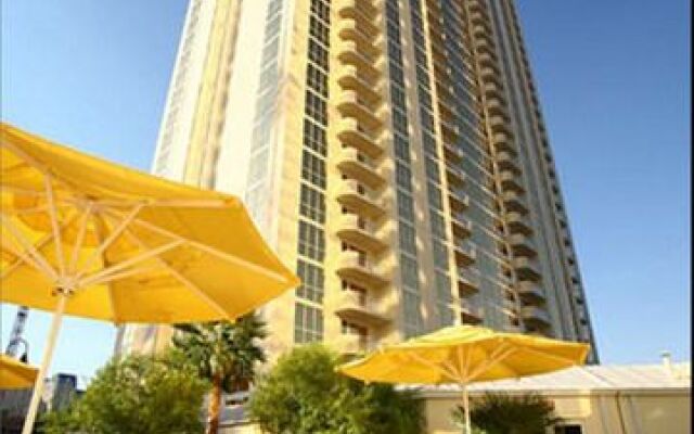 Luxury Suites International