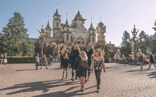 Efteling Wonder Hotel - Theme Park tickets included