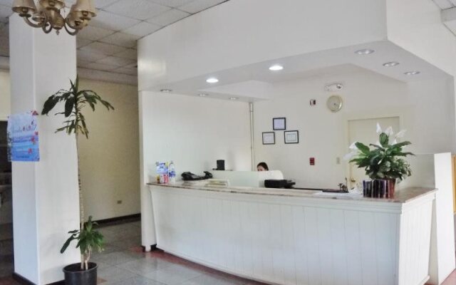 Victoria Hotel