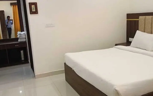 Hotel Ganga Greens