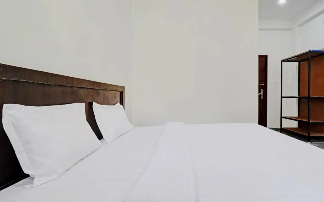 OYO Flagship 702723 The Grand Cosmos