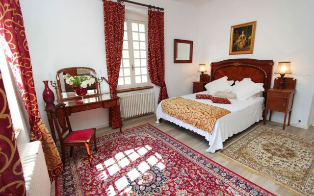 Villa Aimee Luxury Apartments With Heated Pool