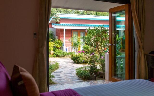 Thai Smile Bungalow