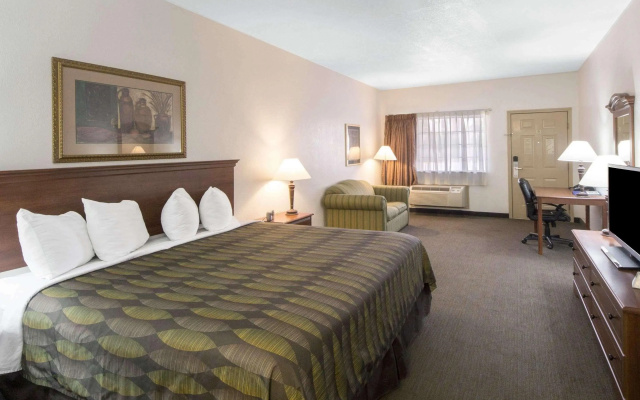 Quality Inn & Suites Rio Grande City