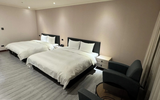Xin She Hotel - Chungli