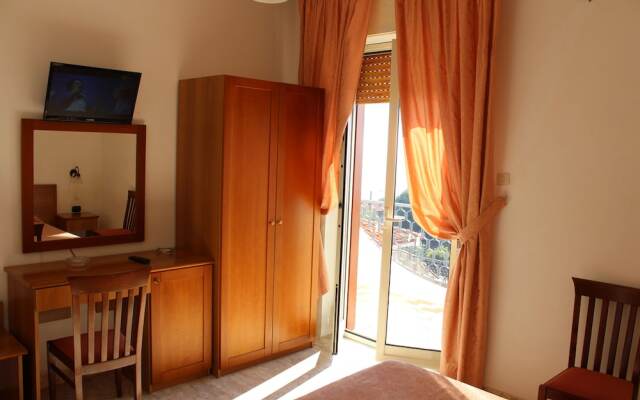 Hotel Royal
