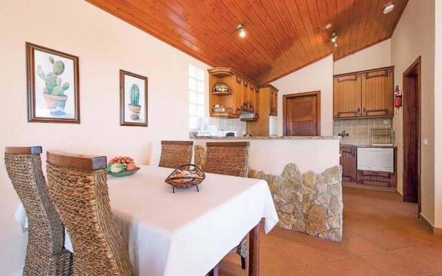 Villa Irene in Mexilhoeira Grande