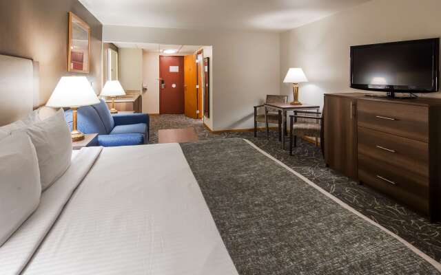 Best Western West Towne Suites