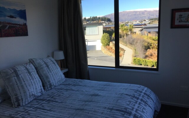 Kirimoko Peaks Townhouse