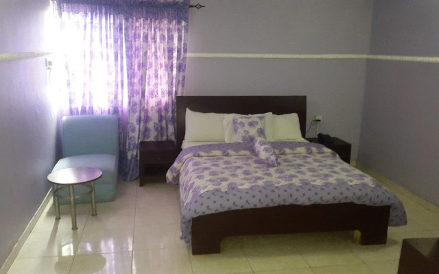 Peerage Retreat and Resort