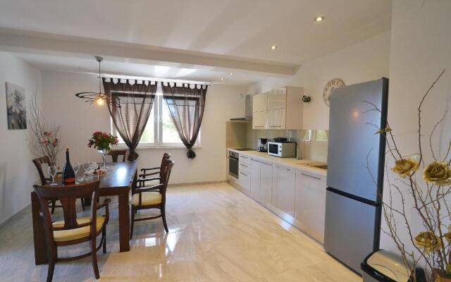 Apt3 - Villa Perla with swimming pool, Lovran - Opatija