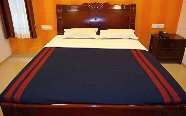 Radhika Inn Service Apartment