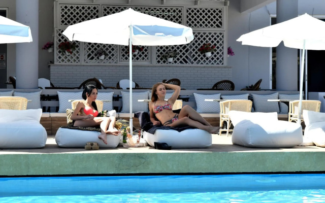 Palm Beach Hotel - Adults only