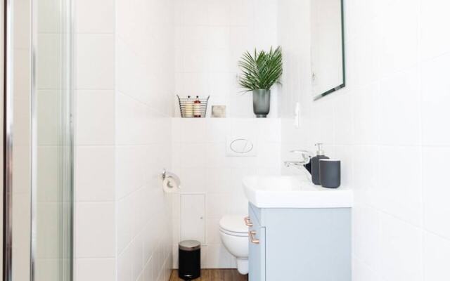 Sapphire Studios by Loft Affair