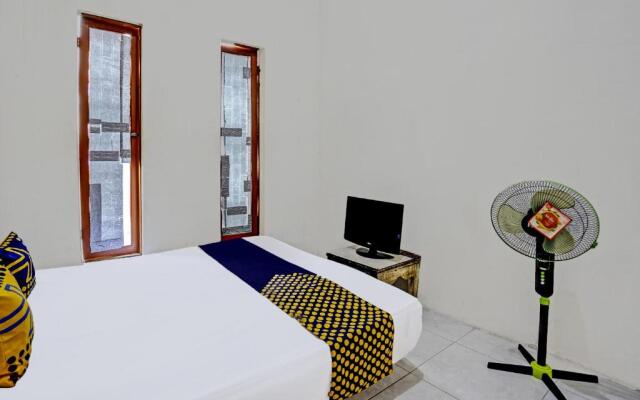 OYO LIFE 92077 Tarlo Guest House 3