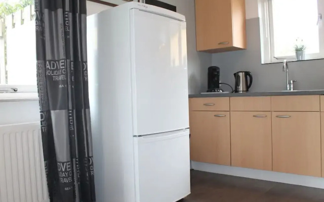 Nice Holiday Home 200m. From the Beach