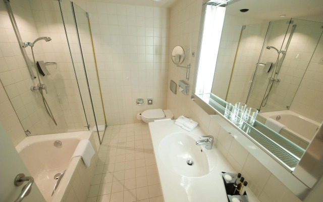 Holiday Inn Berlin City West by IHG