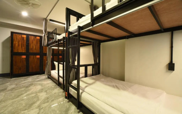 KOKO Hostel- Adults Only