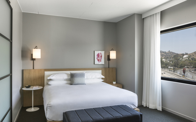 Kimpton Everly Hotel Hollywood by IHG
