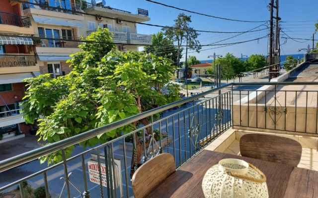 Apartment on main pedestrian street with view