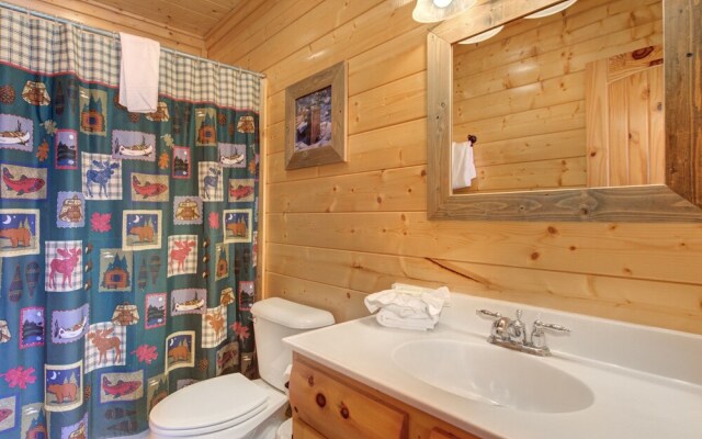 Moonlight Lodge