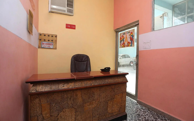Royal Palace by OYO Rooms
