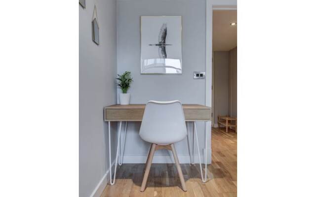 Stylish and Modern 1-br Flat in Ancoats, Sleeps 4