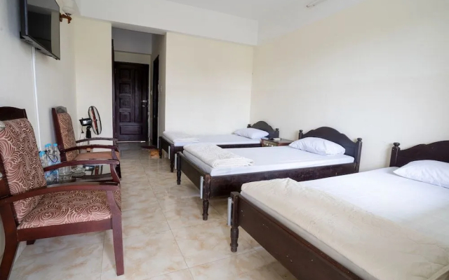 AD 41 Hotel
