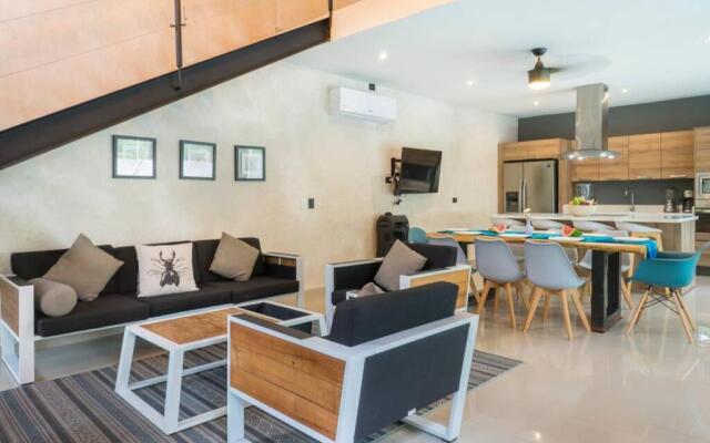 Villa Capricho - Jacuzzi and Chef included 8PPL 4BR