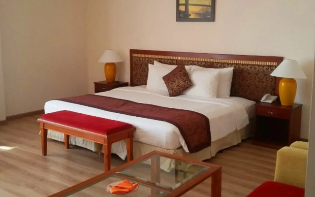 Sunny Beach Resort and Spa