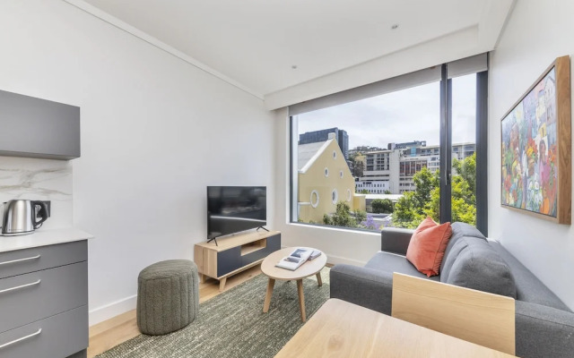 Comfortable Studio With City Views