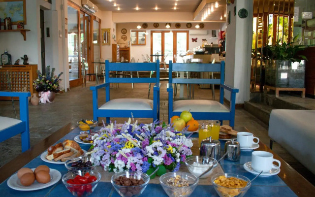 Stefanakis Hotel & Apartments
