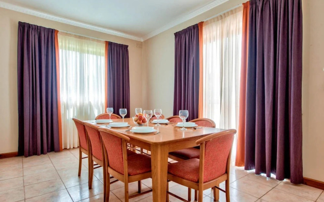 Villa Gardenia - 5 Bedroom Holiday Villa With Pool