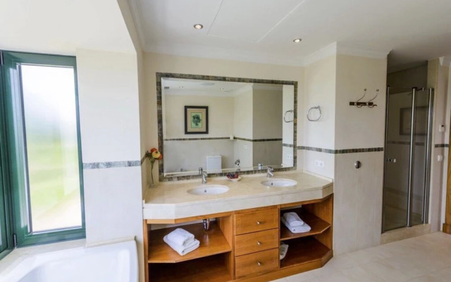 Arcos Golf Hotel Cortijo Y Villas