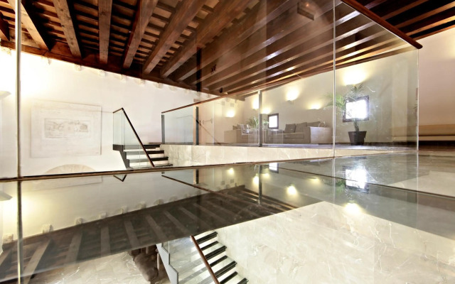 Petit Palace Hotel Tres