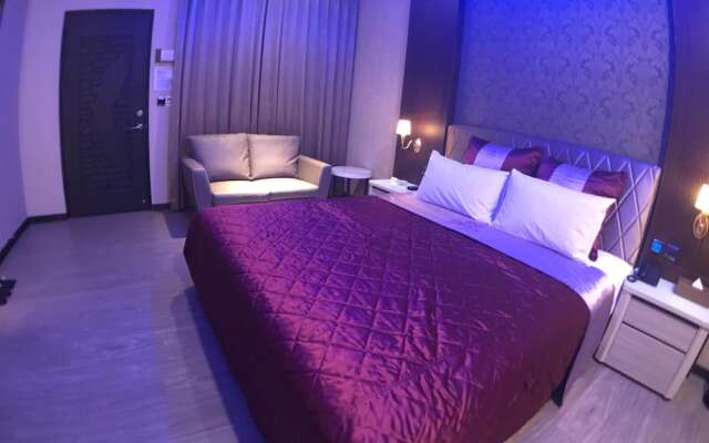 Yinxiang Xihu Motel