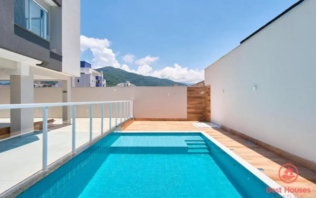 BH15: Apto charmoso com piscina e churrasqueira