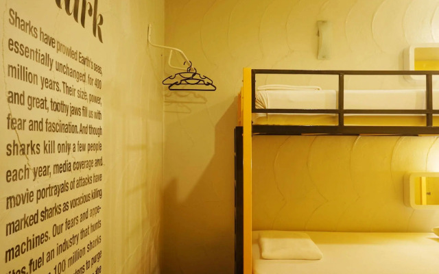 Monkey Dive Hostel Khaolak