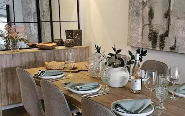 2 Bedrooms - Private Rooftop and Pool - Parking