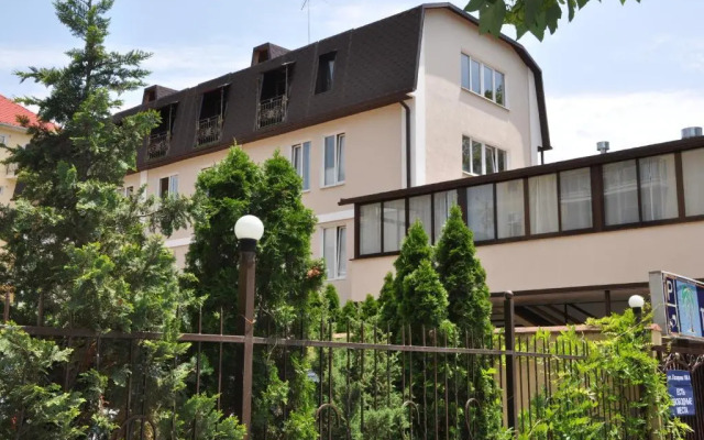 Lilia Guest House