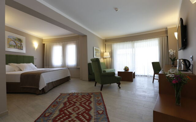 Renka Hotel & Spa