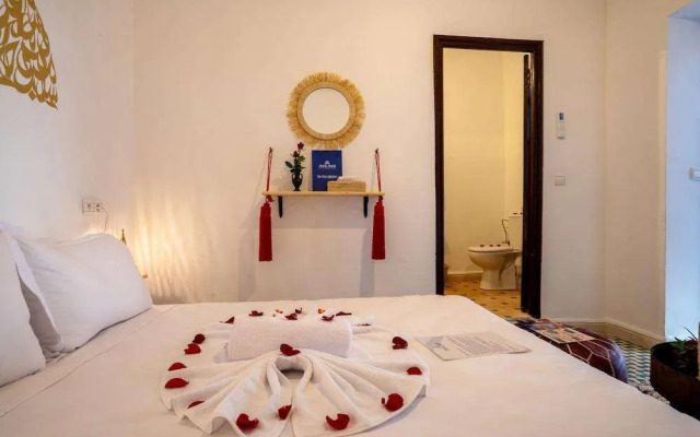 Zwen Zwen Boutique Hotel Rooftop & Spa