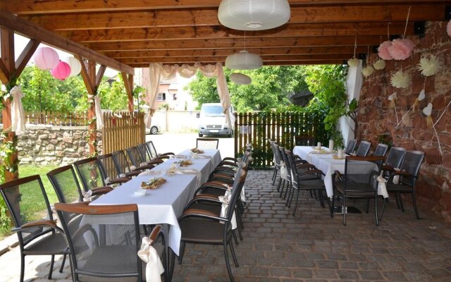 Excalibur Penzion a Restaurace