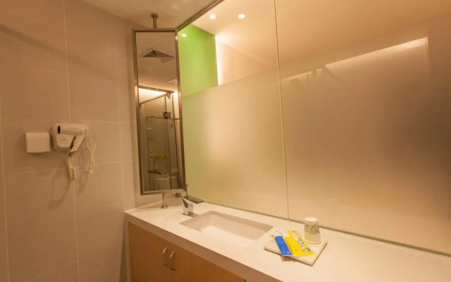 7 Days Inn Yunfu Jinshan Bus Intercharge Branch