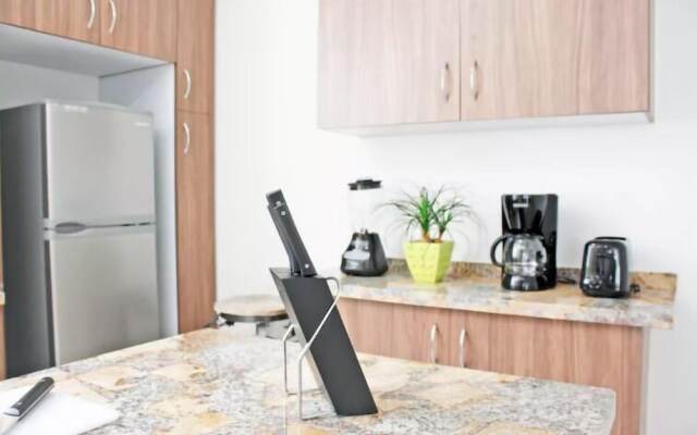 Big & Beautiful Apt Super Located - Adults only